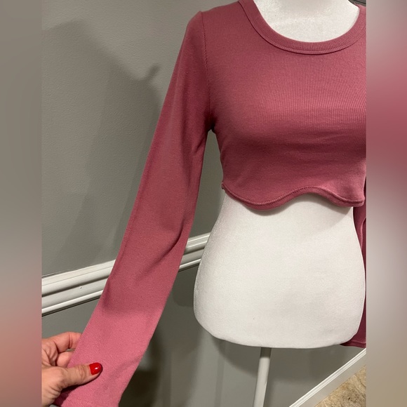 Women/Teen Top LA Hearts Fall/Winter Top Size Small NWOT - Picture 16 of 16